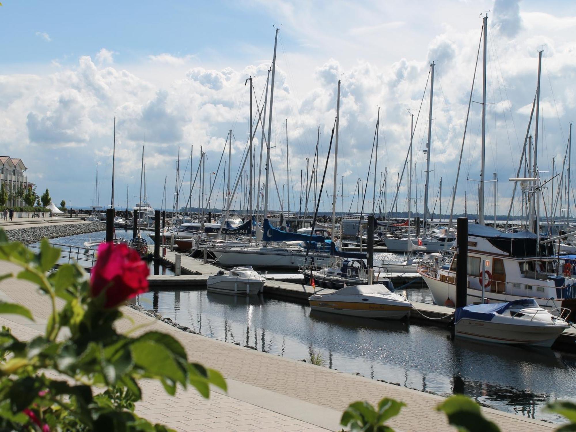 Peaceful Apartment In Ostseebad Boltenhagen With Terrace Ngoại thất bức ảnh